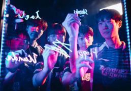 电竞世界杯LOL最(zuì)后的希望(wàng)！AL能否复仇(chóu)T1，成(chéng)功杀入决赛？