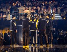 Chovy接班LOL第一人！连夺两座国际赛冠军，加(jiā)冕世界第一中(zhōng)单