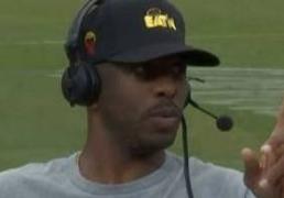 库裡(lǐ)19分勇士两连胜，哈登20分休赛期冠军快船成笑柄