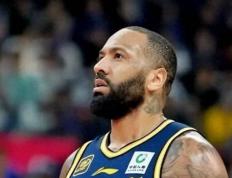 吉倫(lún)沃特禁赛处罚引发疑问：对比打架(jià)处罚差異(yì)合理吗？