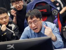 最有机会的一次！AL大战GEN，能否(fǒu)斩获电竞世界杯LOL冠軍(jūn)？