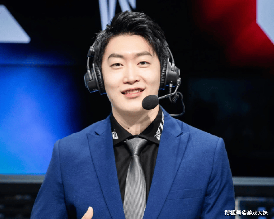 LPL终于涨工资了，王多多曝(pù)光如今解說(shuō)工资，管泽元收入最高