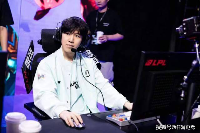 LOL：TheShy透露退役(yì)時(shí)间，想跟Rookie打到(dào)退役(yì)