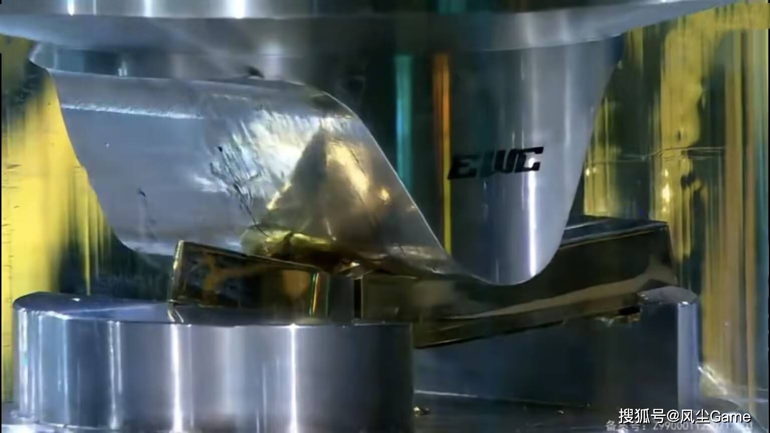 LOL名人堂(táng)不按赛区轮换！Knight谈石(shí)油杯目标：碾碎别人的牌子