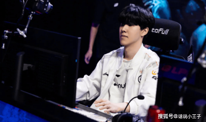 Theshy黑称後(hòu)，LPL制定新(xīn)规！朱开力挺Theshy：非常不尊重选手