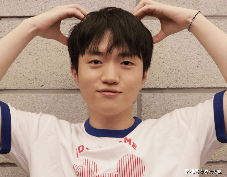 外媒统计S赛选手助(zhù)攻榜，LPL三人上榜，LCK包揽前二