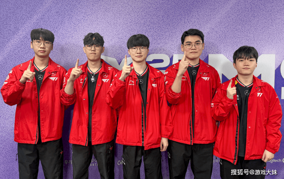 LOL官方再次发文强调，faker就是传奇選(xuǎn)手，地位无人能撼动