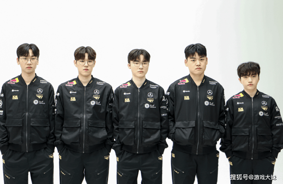 IG入围赛还没开打，新的赞助商已經(jīng)投资，品牌已經(jīng)出现在队服的肩膀上