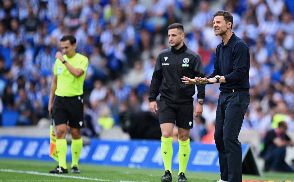 皇马对裁判争议不(bù)满，向FIFA投訴(sù)西甲裁判并提交(jiāo)误判报告