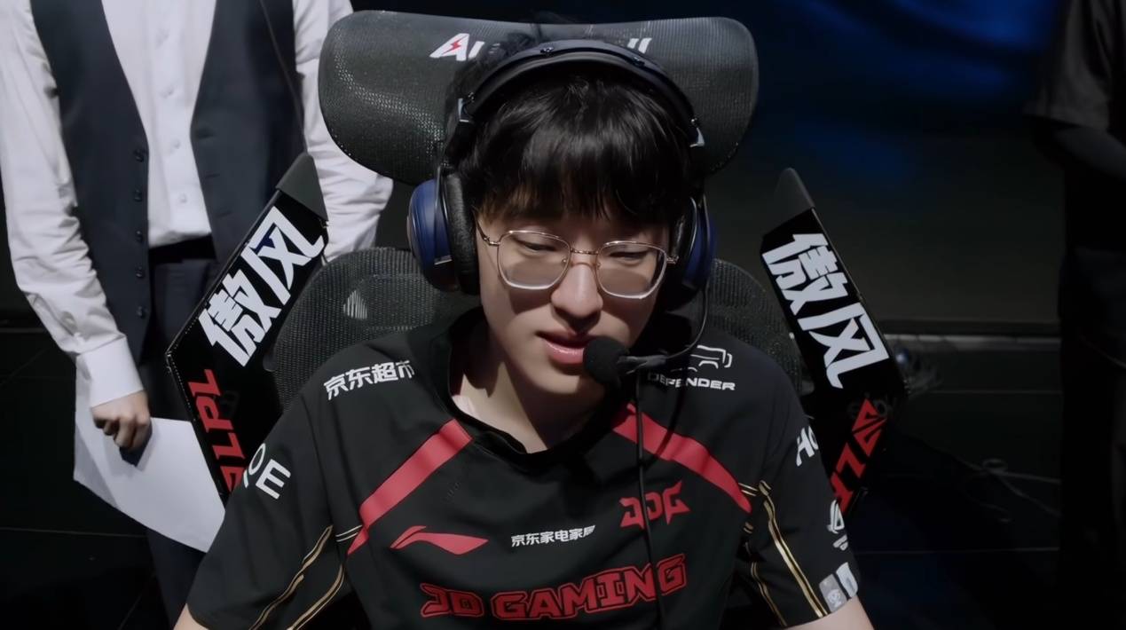 LPL官(guān)方大发雷霆(tíng)！官(guān)方解说透(tòu)露，联盟很生气，对ASI成绩相(xiāng)当不满