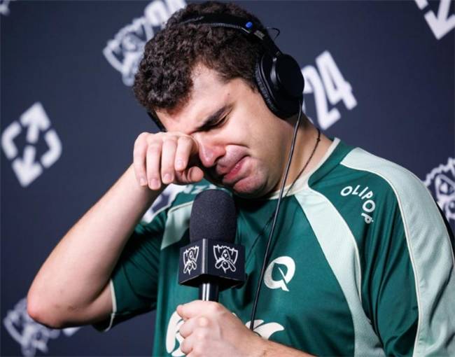 【一竞技(jì)1JingJi】LOL：S15首位被拳头制裁的选手诞生(shēng)