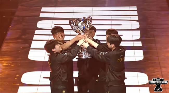 【一竞技1JingJi】LOL：Faker生涯數(shù)据公开 沙皇第一英雄(xióng)池深不可测！