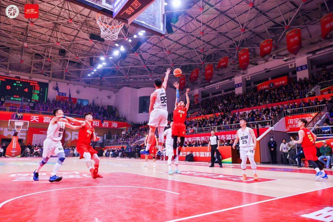 大战榜首！输球没输人