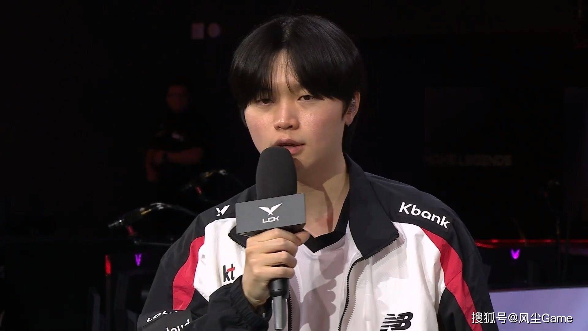 LOL十年賽(sài)事博主退网！LCK賽(sài)前整活：用河蟹(xiè)预测比賽(sài)结果